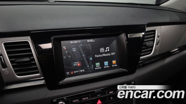 Kia Niro 2018 — photo 21