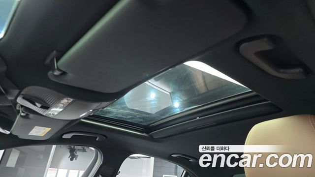 Mercedes-Benz E-Class 2023 — photo 22