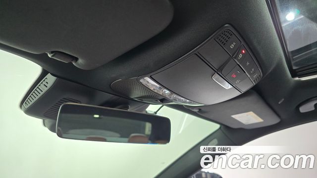 Mercedes-Benz E-Class 2023 — photo 26