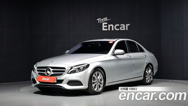 Mercedes-Benz C-Class 2018 — photo 1