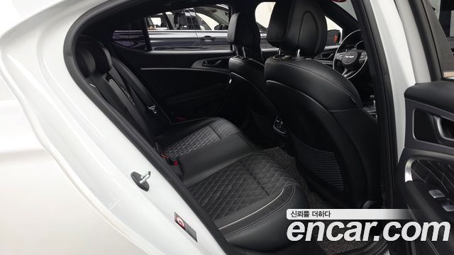 Genesis G70 2020 — photo 18