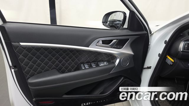 Genesis G70 2020 — photo 14
