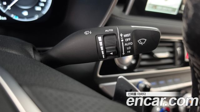 Genesis G70 2020 — photo 27