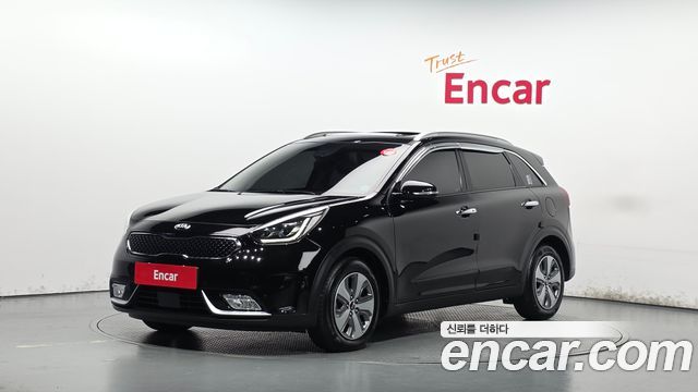 Kia Niro 2018 — photo 1