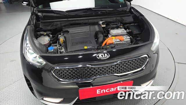 Kia Niro 2018 — photo 6