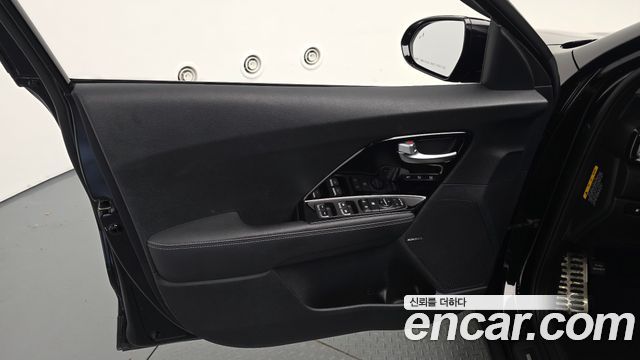 Kia Niro 2018 — photo 14