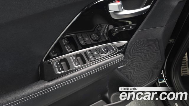 Kia Niro 2018 — photo 32