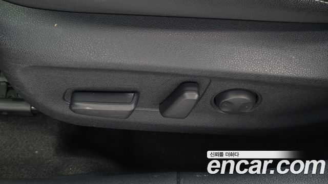 Kia Niro 2018 — photo 33