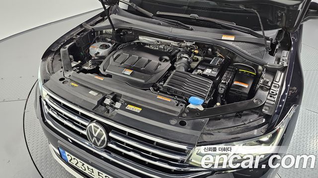 Volkswagen Tiguan 2023 — photo 6