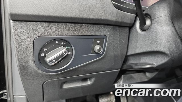 Volkswagen Tiguan 2023 — photo 20