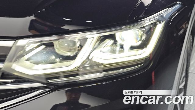 Volkswagen Tiguan 2023 — photo 8