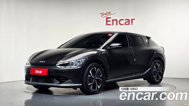 Kia EV6 2023 — photo 1