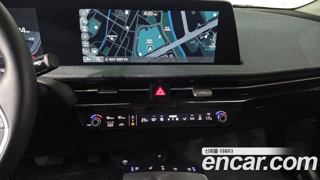 Kia EV6 2023 — photo 18