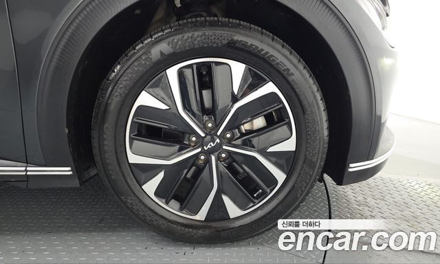 Kia EV6 2023 — photo 7