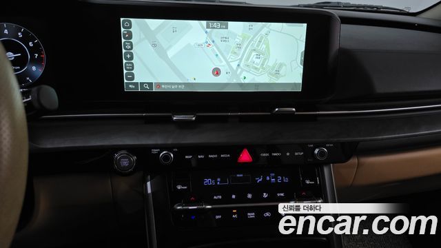Kia Canival 2023 — photo 14
