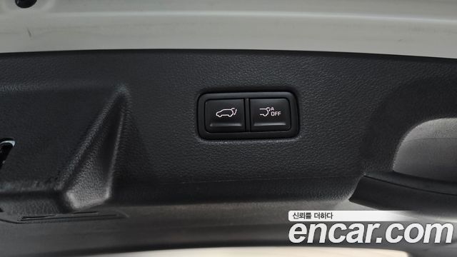 Kia Canival 2023 — photo 20