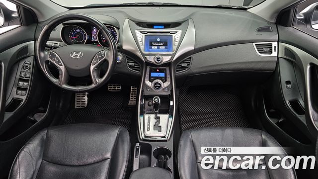 Hyundai AVANTE 2013 — photo 7