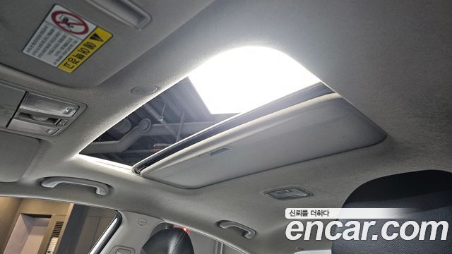 Hyundai AVANTE 2013 — photo 19