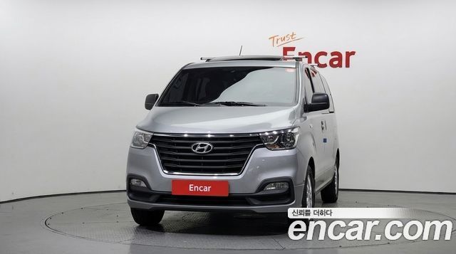 Hyundai Starex 2019 — photo 3