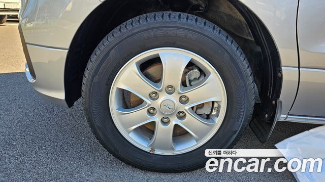 Hyundai Starex 2019 — photo 5