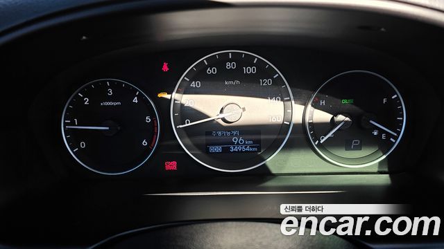 Hyundai Starex 2019 — photo 8