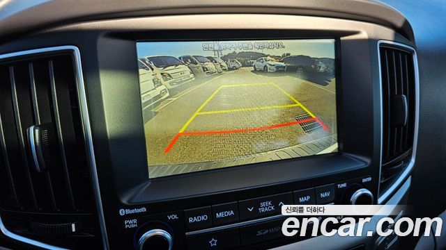 Hyundai Starex 2019 — photo 15