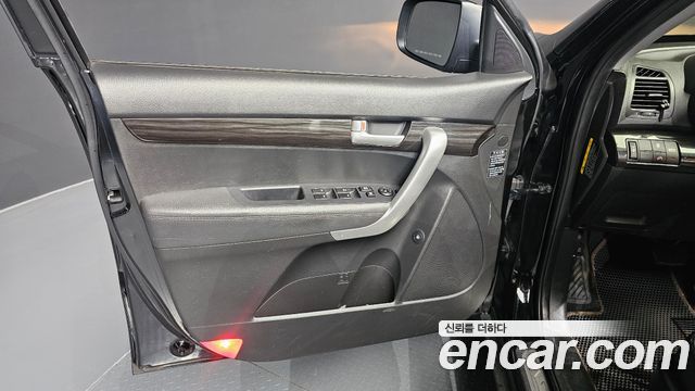 Kia Sorento 2012 — photo 14