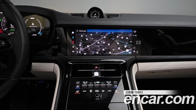 Porsche Panamera 2025 — photo 20