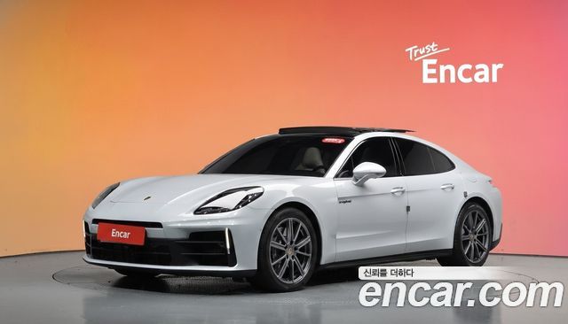 Porsche Panamera 2025 — photo 1