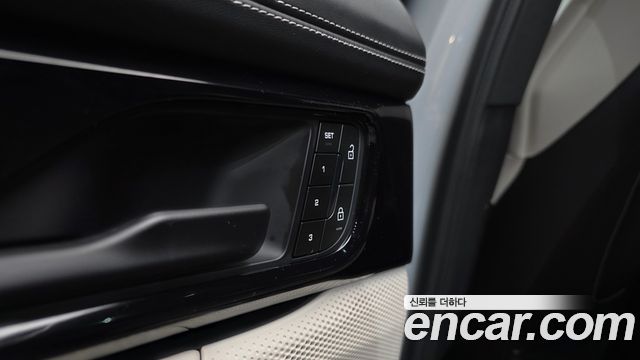 Porsche Panamera 2025 — photo 37