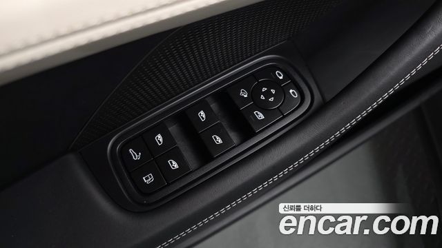 Porsche Panamera 2025 — photo 38