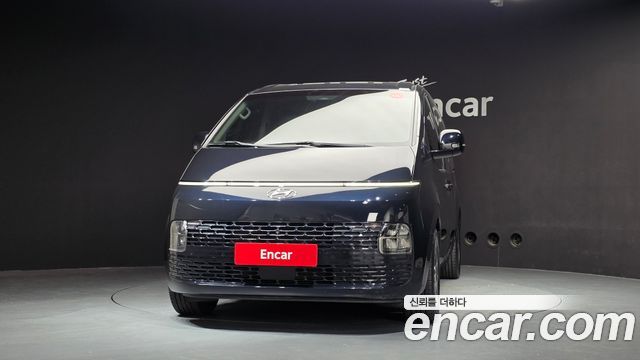 Hyundai Staria 2022 — photo 3