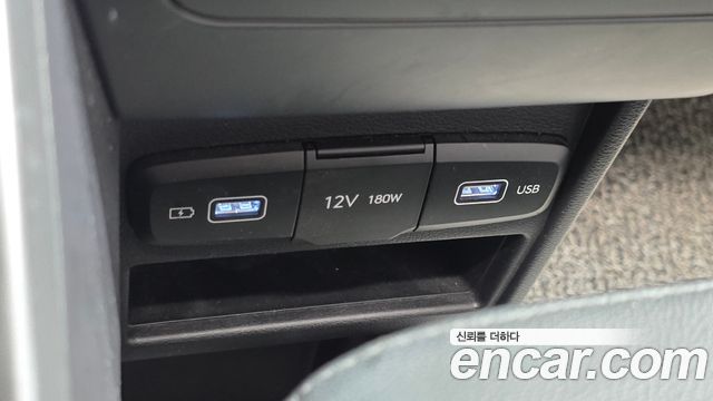 Hyundai Staria 2022 — photo 18