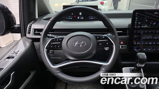 Hyundai Staria 2022 — photo 22
