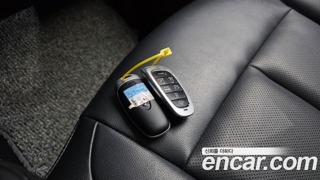 Hyundai Staria 2022 — photo 24