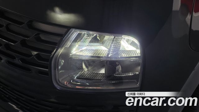 Hyundai Staria 2022 — photo 8