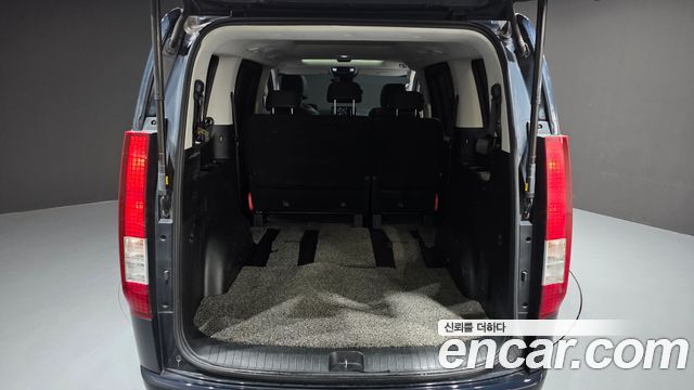 Hyundai Staria 2022 — photo 28