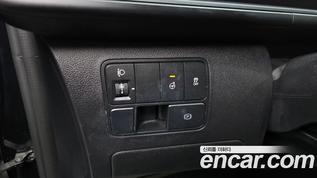 Hyundai Staria 2022 — photo 30