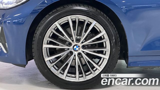 BMW 3-Series 2022 — photo 5