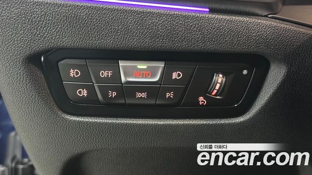 BMW 3-Series 2022 — photo 14