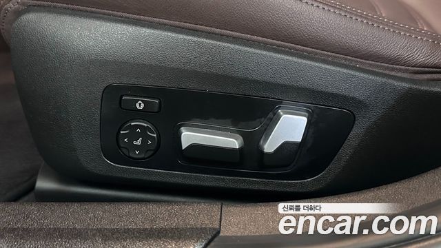 BMW 3-Series 2022 — photo 15