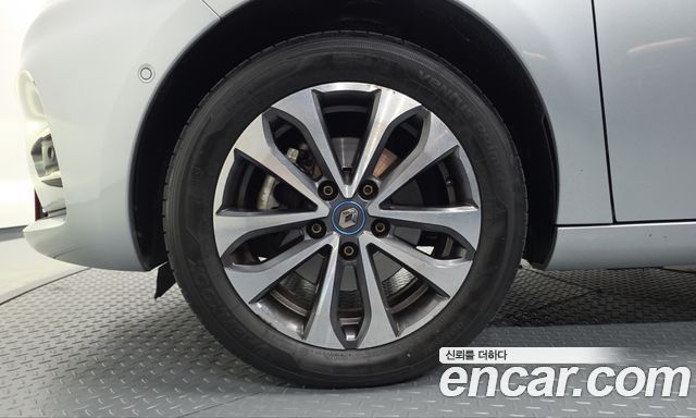 Renault Korea Zoe 2021 — photo 5