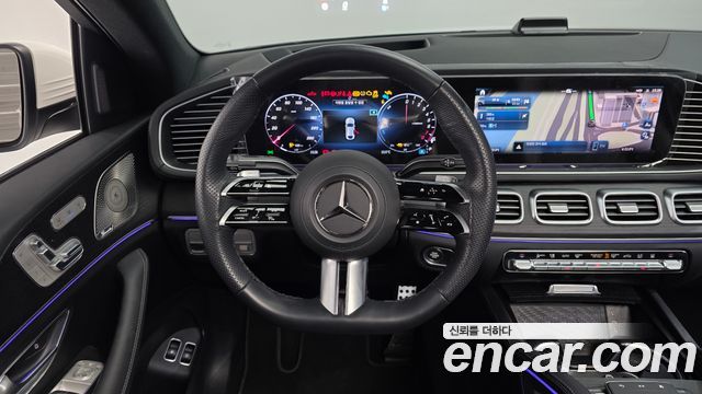 Mercedes-Benz GLE-Class 2024 — photo 19