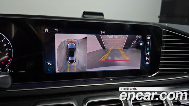 Mercedes-Benz GLE-Class 2024 — photo 21