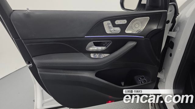 Mercedes-Benz GLE-Class 2024 — photo 14