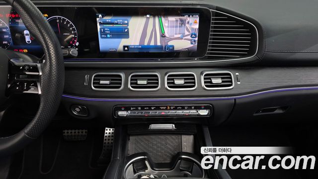 Mercedes-Benz GLE-Class 2024 — photo 29