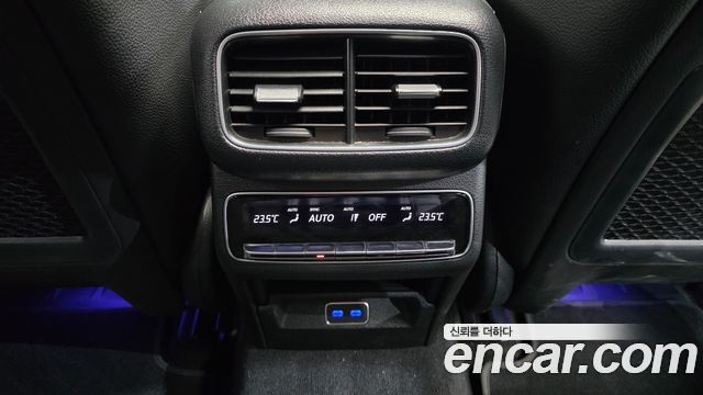 Mercedes-Benz GLE-Class 2024 — photo 33