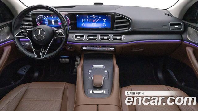 Mercedes-Benz GLS-Class 2025 — photo 7