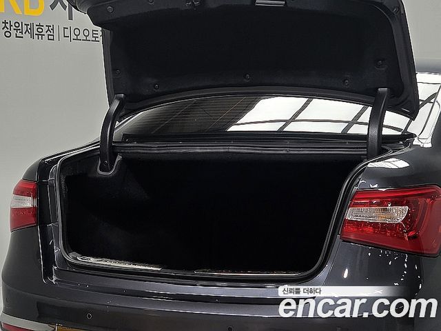 Kia K7 2015 — photo 18