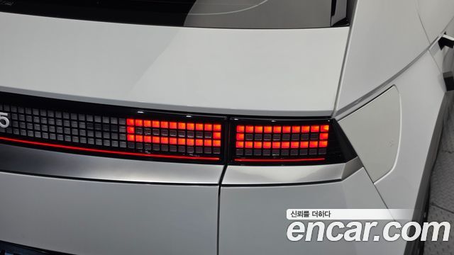 Hyundai Ioniq5 2023 — photo 9